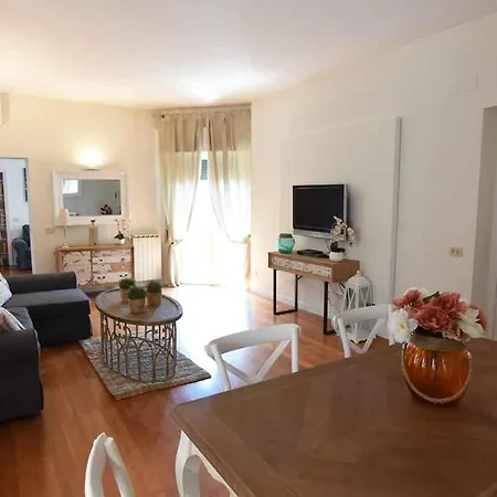 Romantic Flat Near Metro Flaminio Apartment Rome